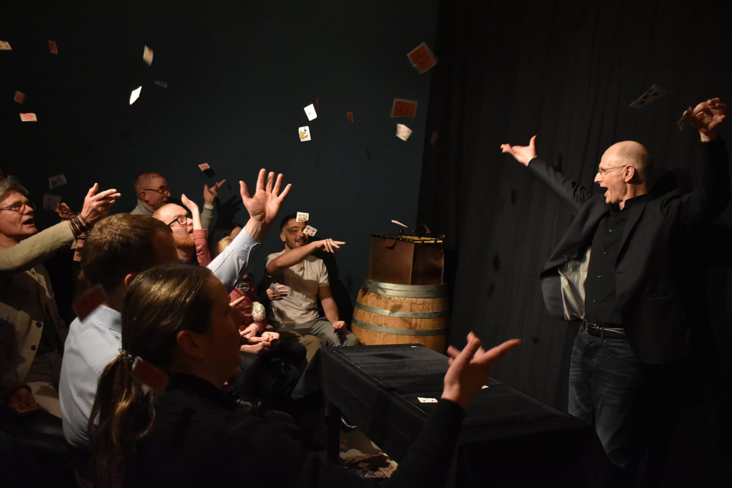Termine Zauberkunst im Theater mit Zauberer Markus Teubert