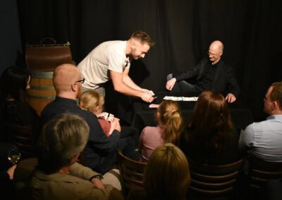 Club der Wunder, Zauberkunst und Wein in Leipzig